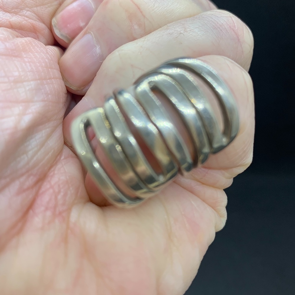 Sterling silver knuckle to knuckle solid ring